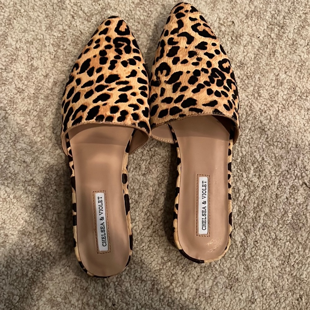Chelsea and Violet Cheetah Mules Size 9